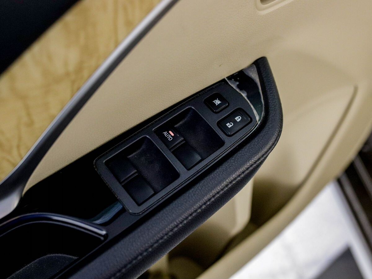 Mitsubishi Xpander 2022 - фото автомобиля