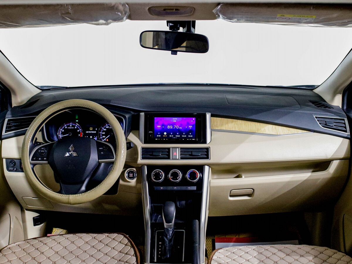 Mitsubishi Xpander 2022 - фото автомобиля