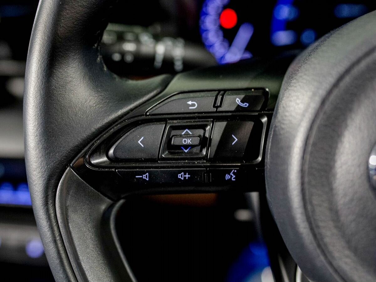   2021 - фото автомобиля