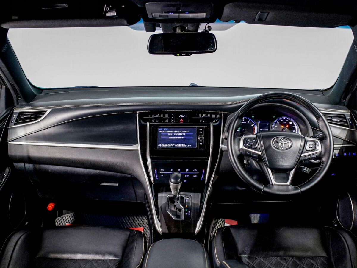 Toyota Harrier 2018 - фото автомобиля