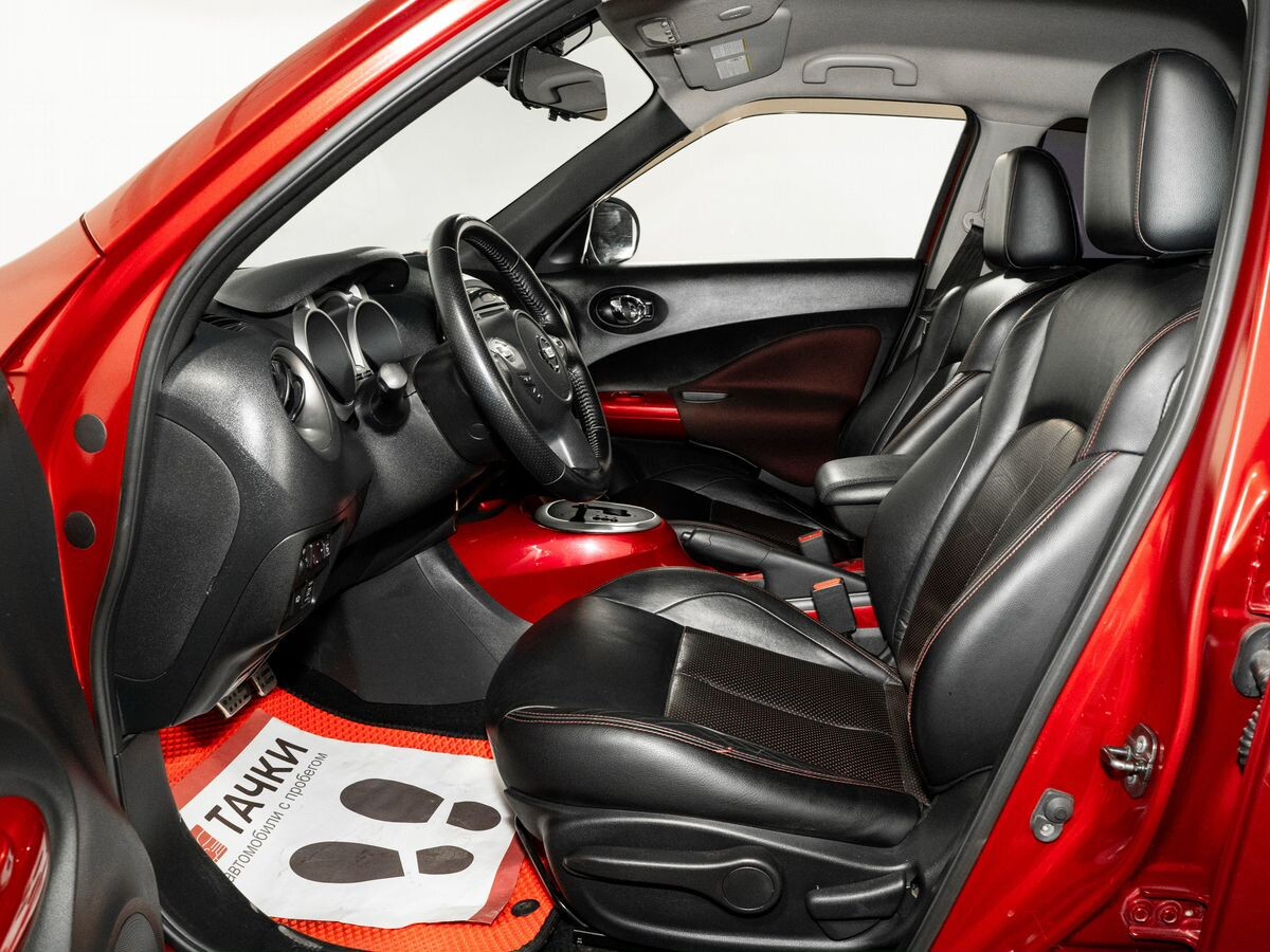 Nissan Juke 2011 - фото автомобиля