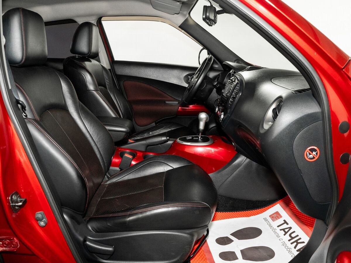 Nissan Juke 2011 - фото автомобиля