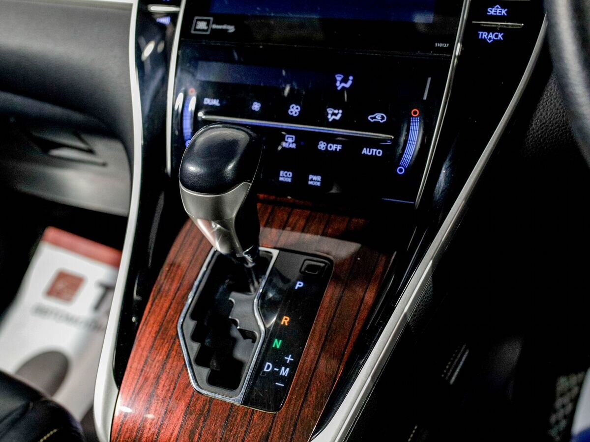 Toyota Harrier 2016 - фото автомобиля
