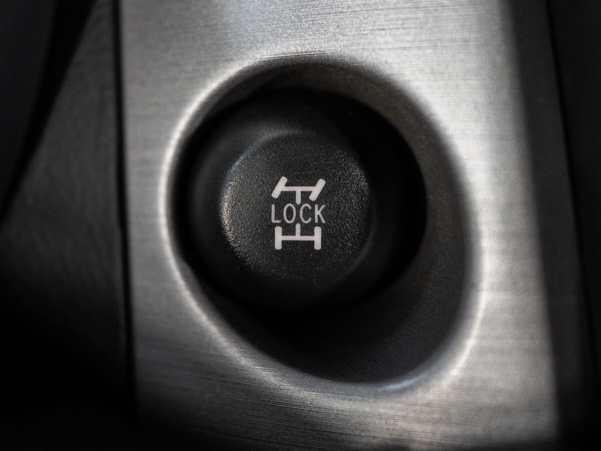 Toyota RAV4 2007 - фото автомобиля