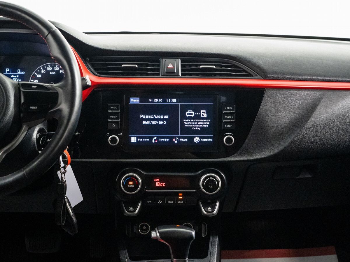 Kia Rio 2021 - фото автомобиля