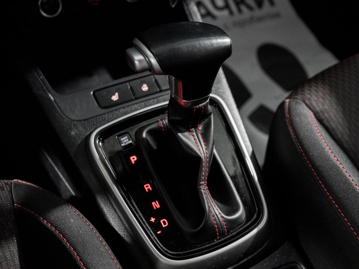 Kia Rio 2021 - фото автомобиля