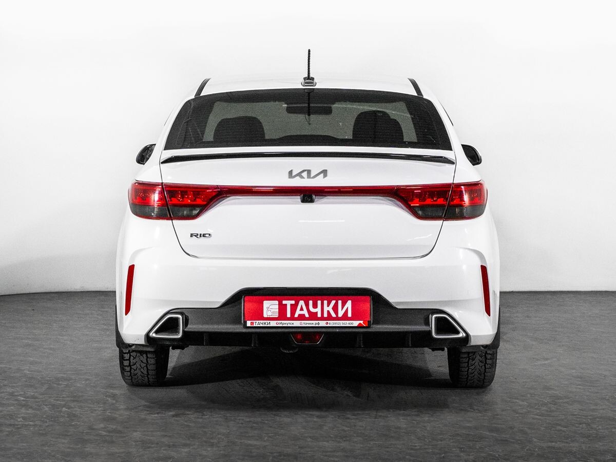 Kia Rio 2021 - фото автомобиля