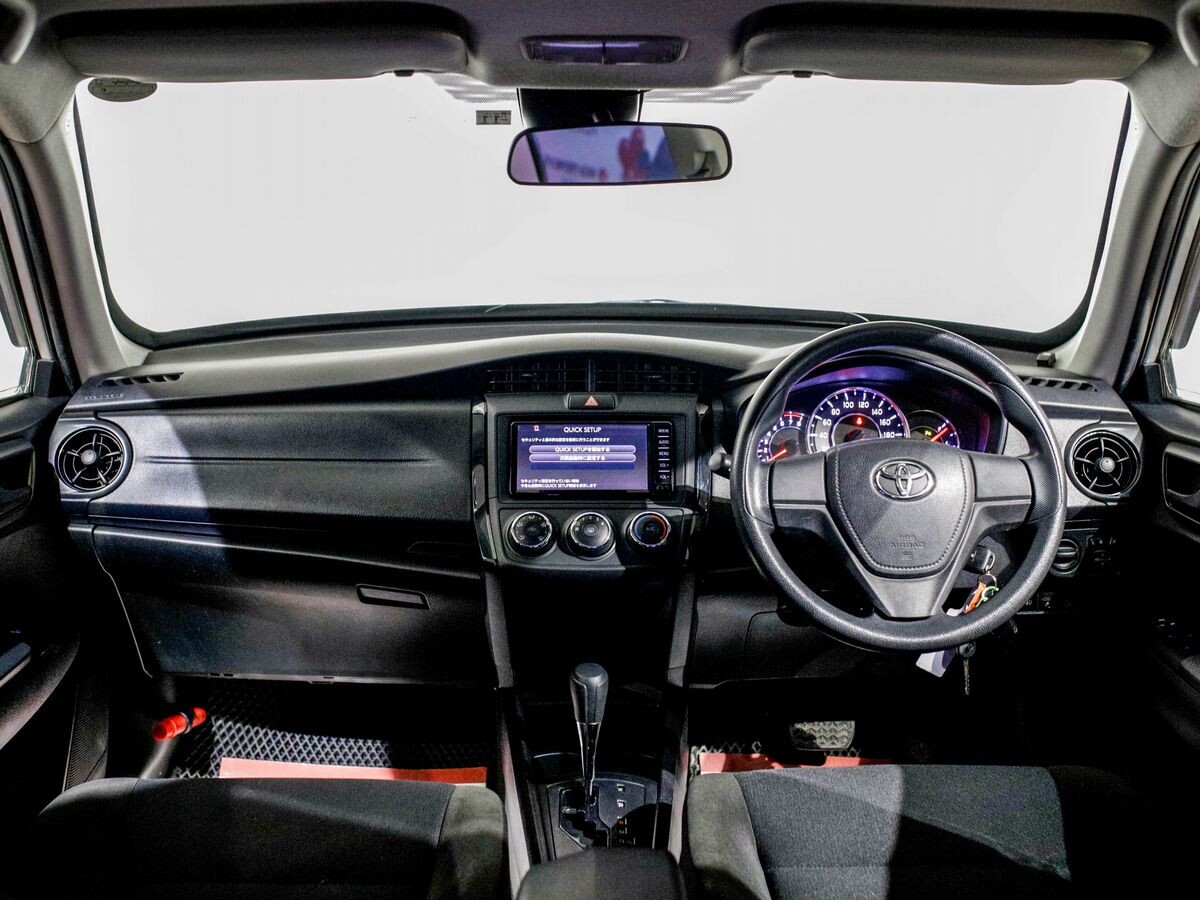 Toyota Corolla Axio 2017 - фото автомобиля