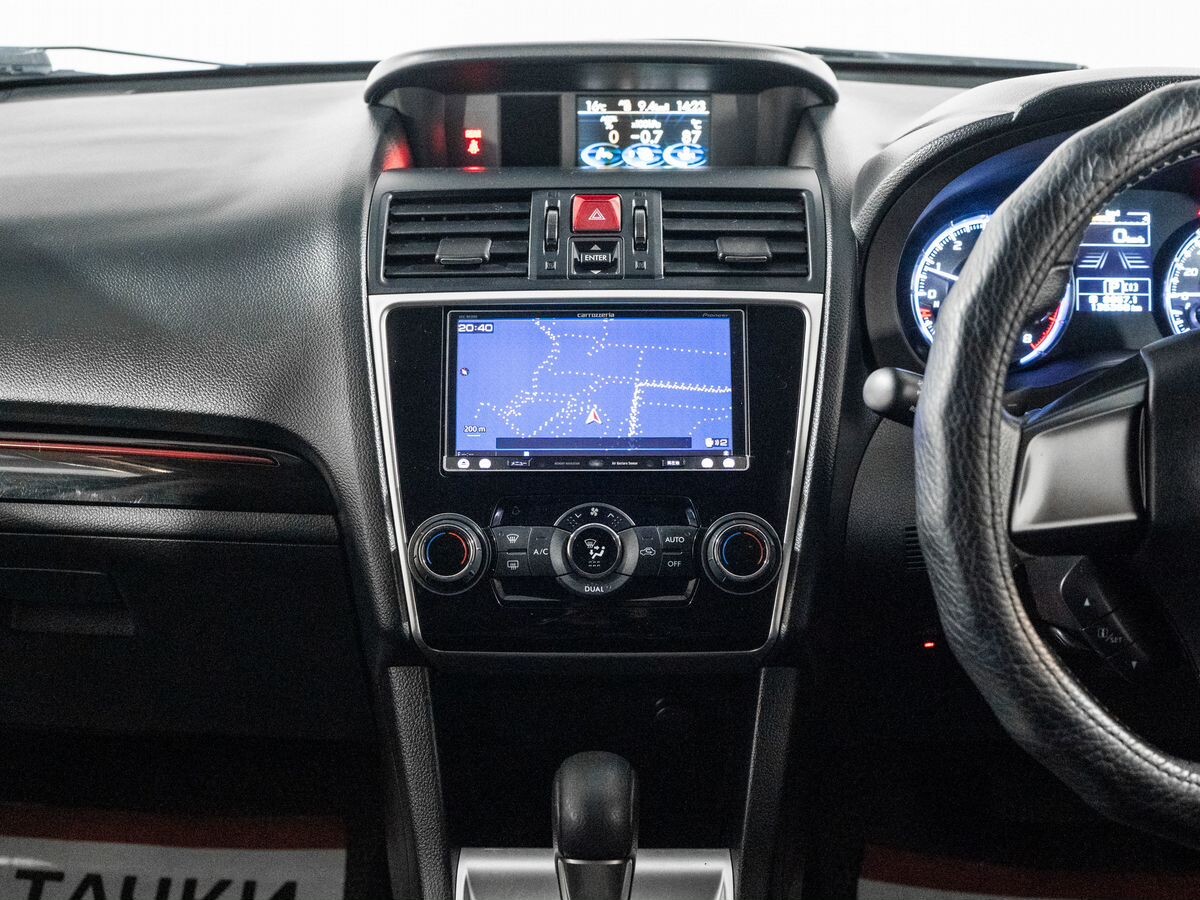 Subaru Levorg 2014 - фото автомобиля