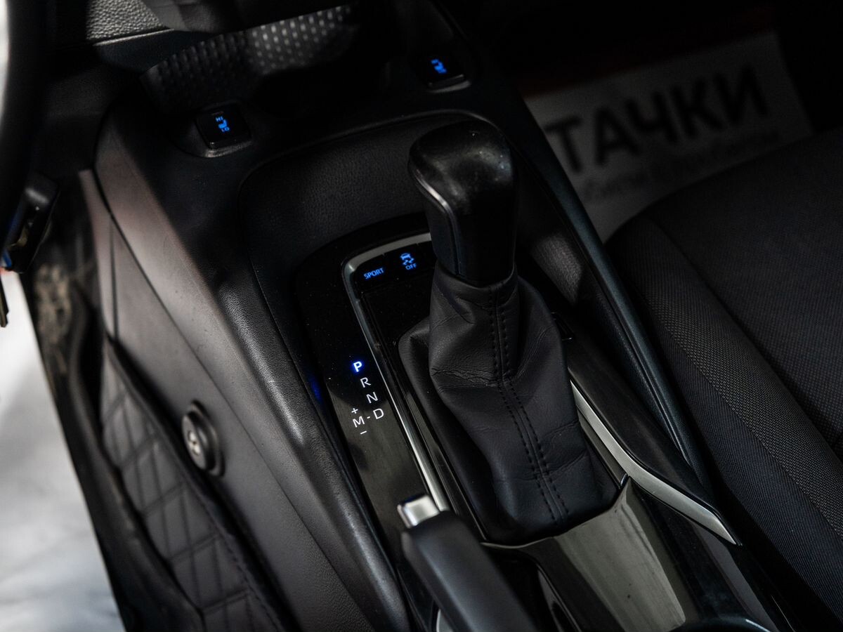Toyota Corolla 2020 - фото автомобиля