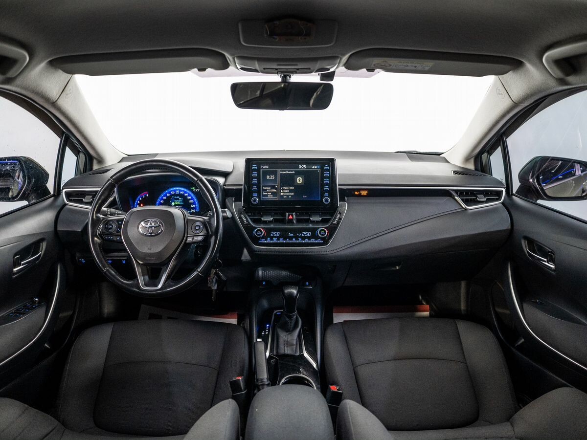 Toyota Corolla 2020 - фото автомобиля