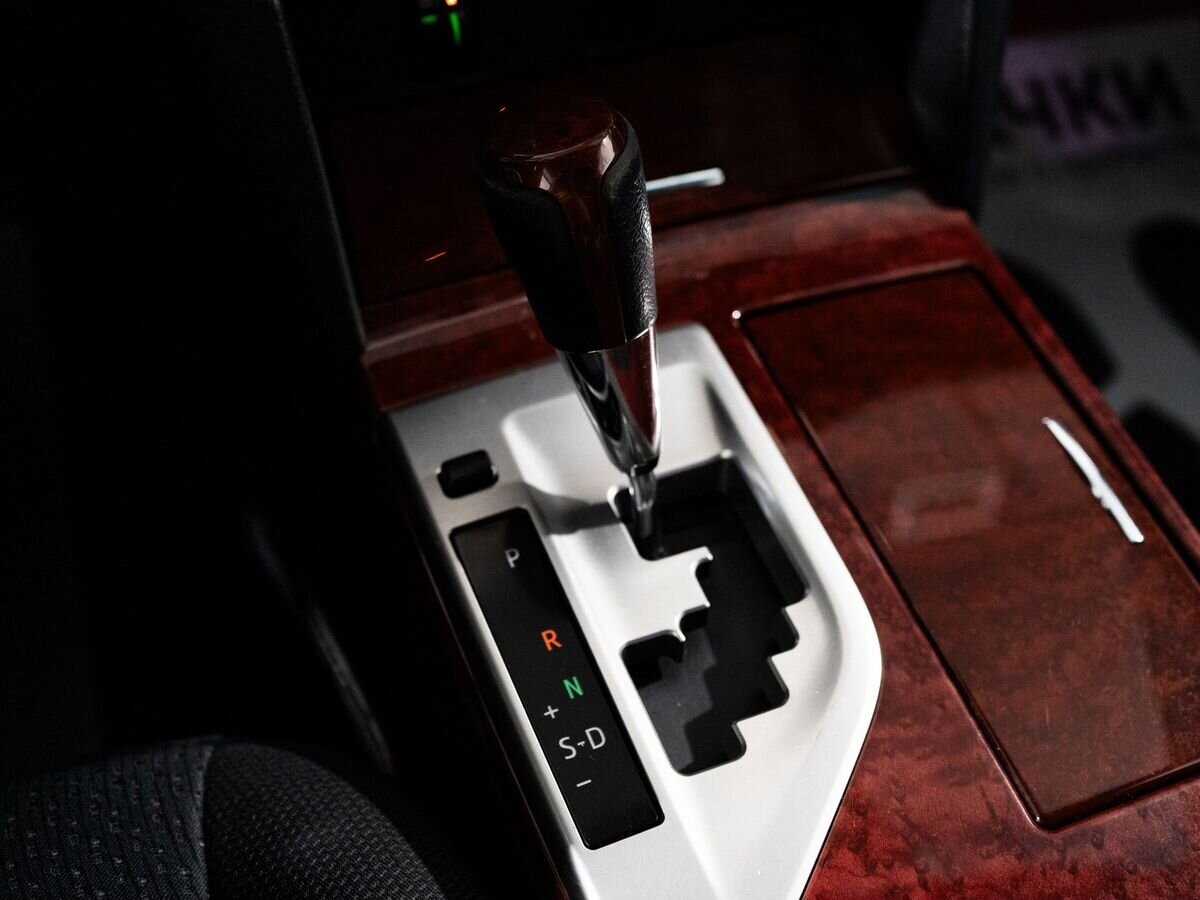 Toyota Camry 2013 - фото автомобиля