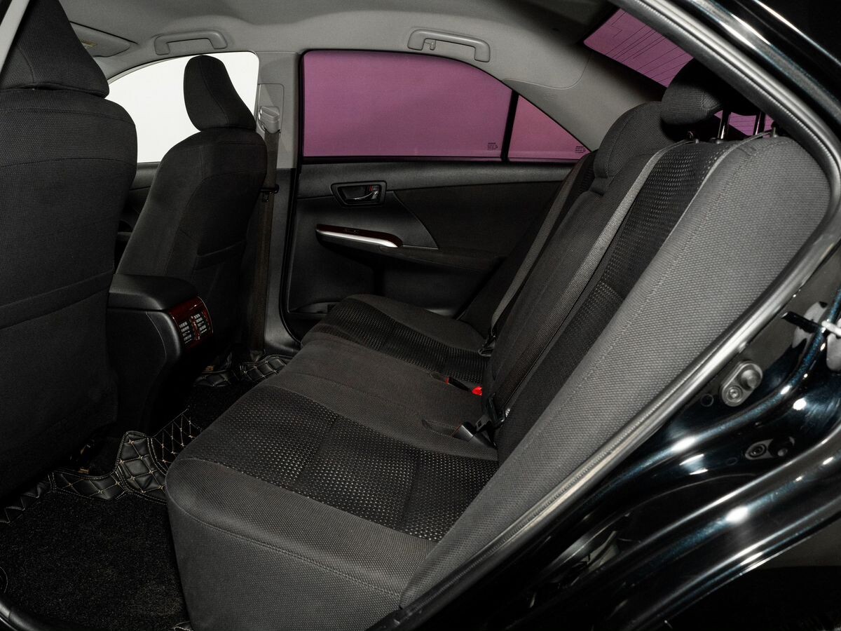 Toyota Camry 2013 - фото автомобиля
