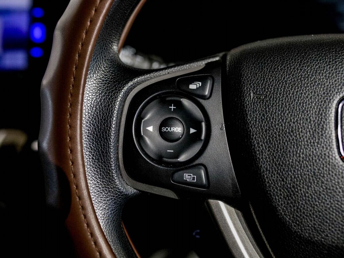 Honda Stepwgn 2019 - фото автомобиля
