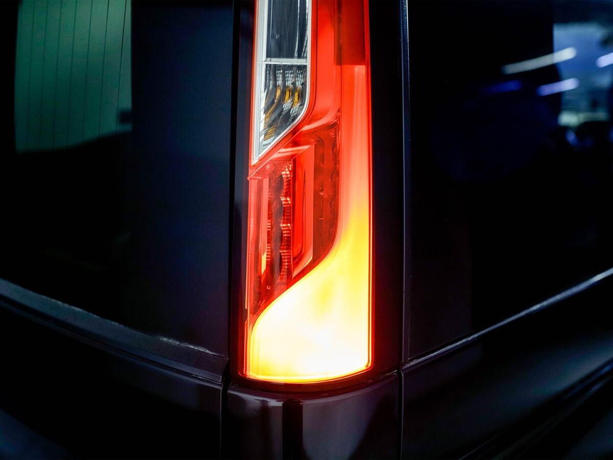 Honda Stepwgn 2019 - фото автомобиля