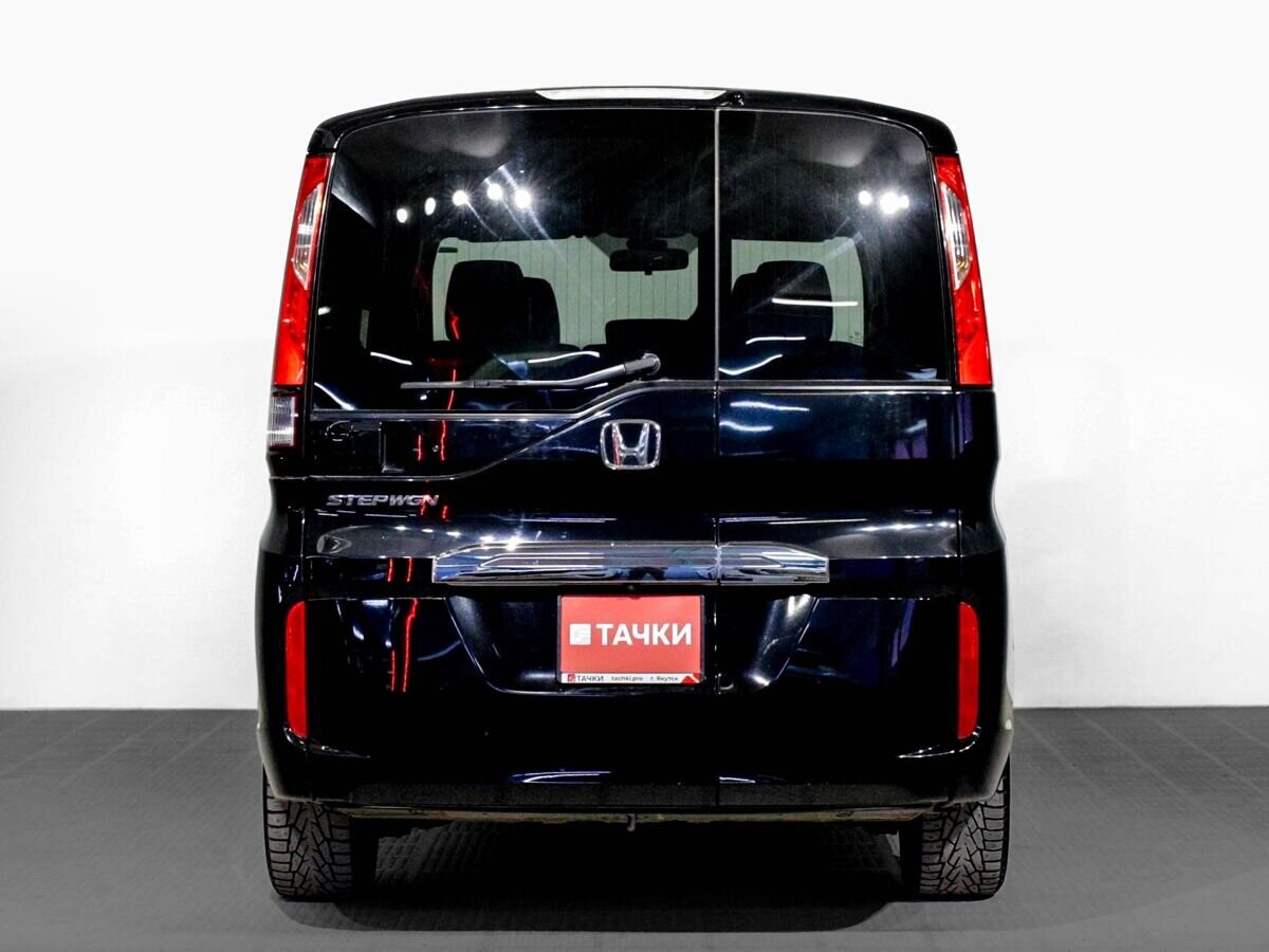 Honda Stepwgn 2019 - фото автомобиля