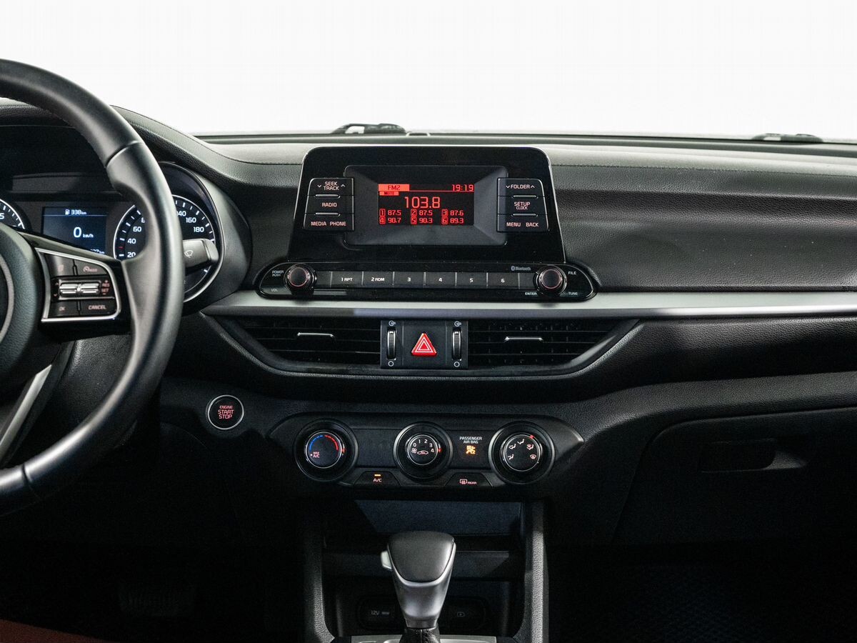 Kia K3 2021 - фото автомобиля