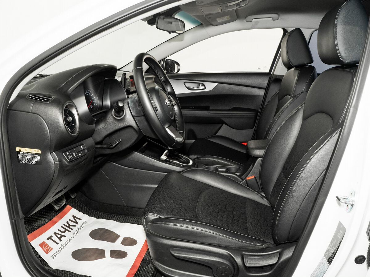 Kia K3 2021 - фото автомобиля