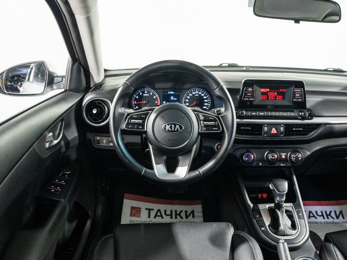 Kia K3 2021 - фото автомобиля
