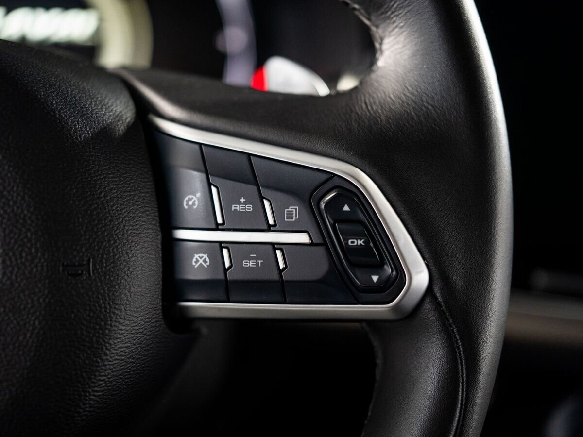 Haval F7 2020 - фото автомобиля