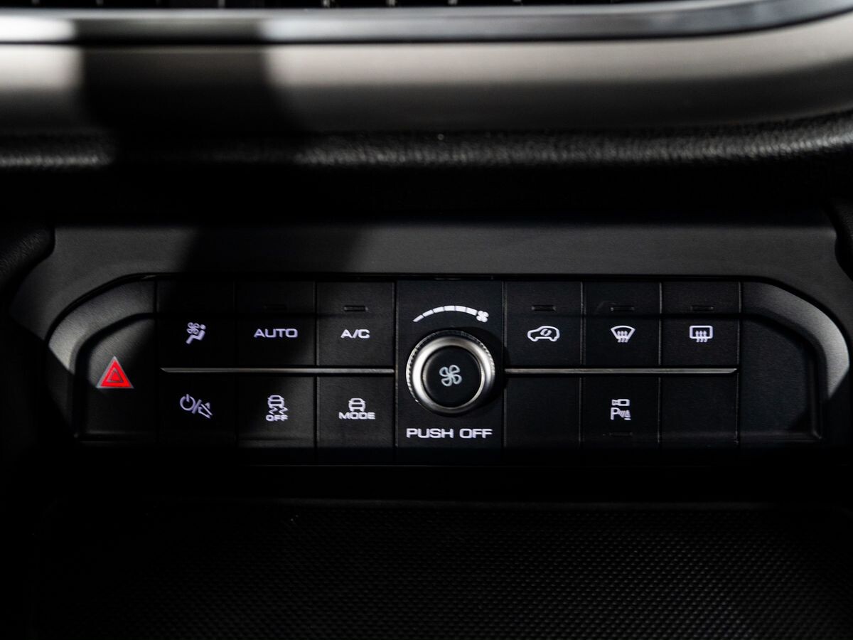 Haval F7 2020 - фото автомобиля