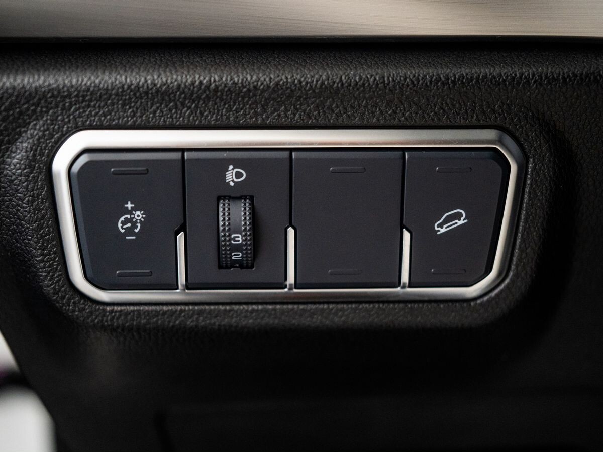 Haval F7 2020 - фото автомобиля