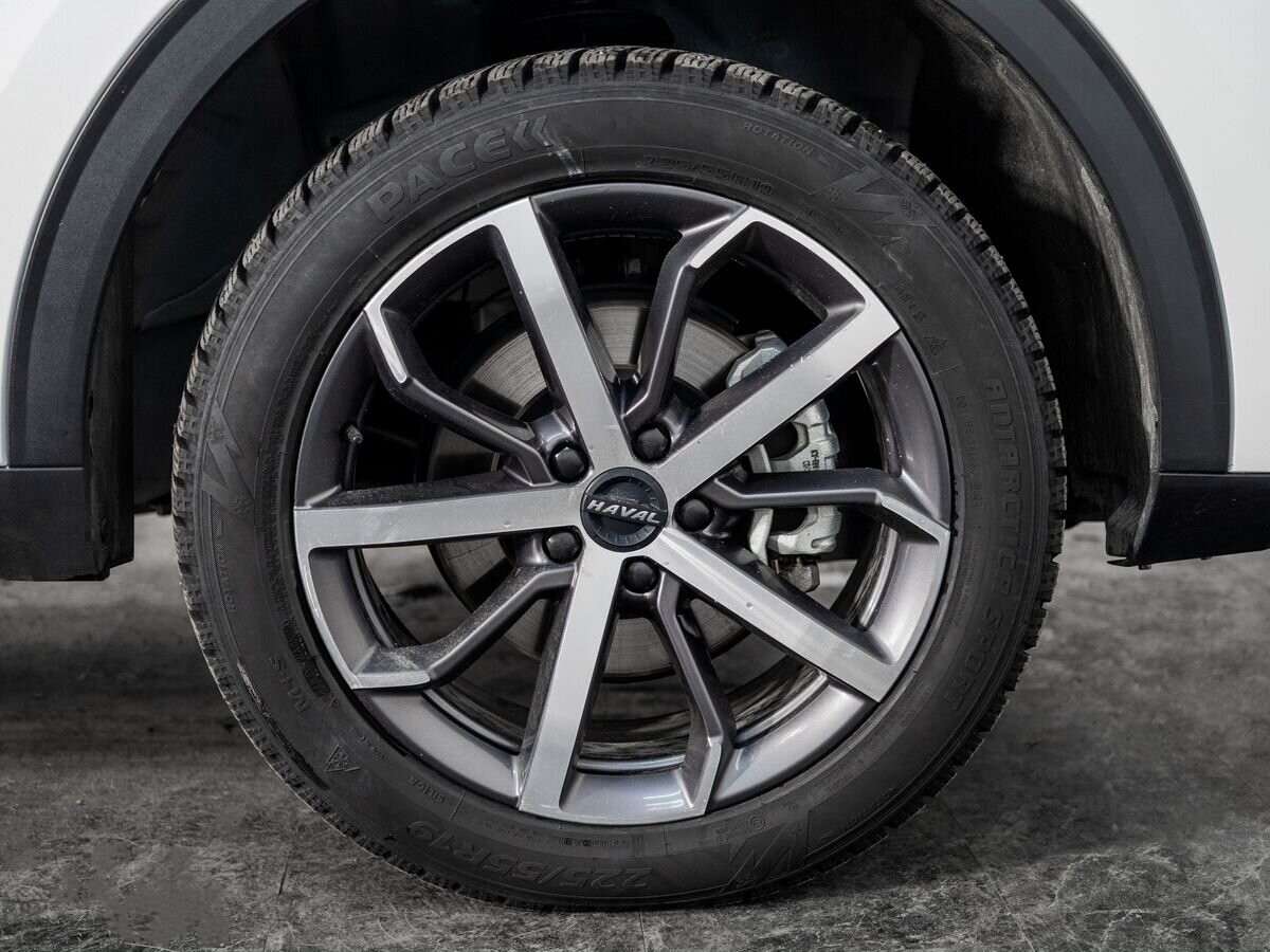 Haval F7 2020 - фото автомобиля