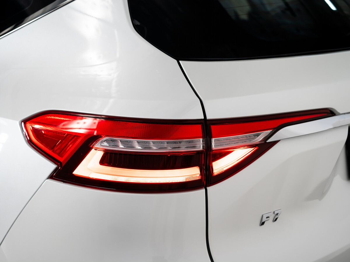 Haval F7 2020 - фото автомобиля