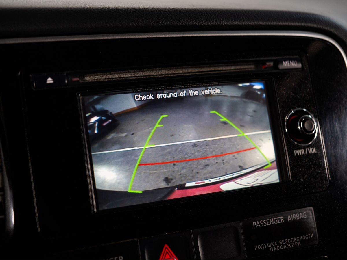 Mitsubishi Outlander 2012 - фото автомобиля