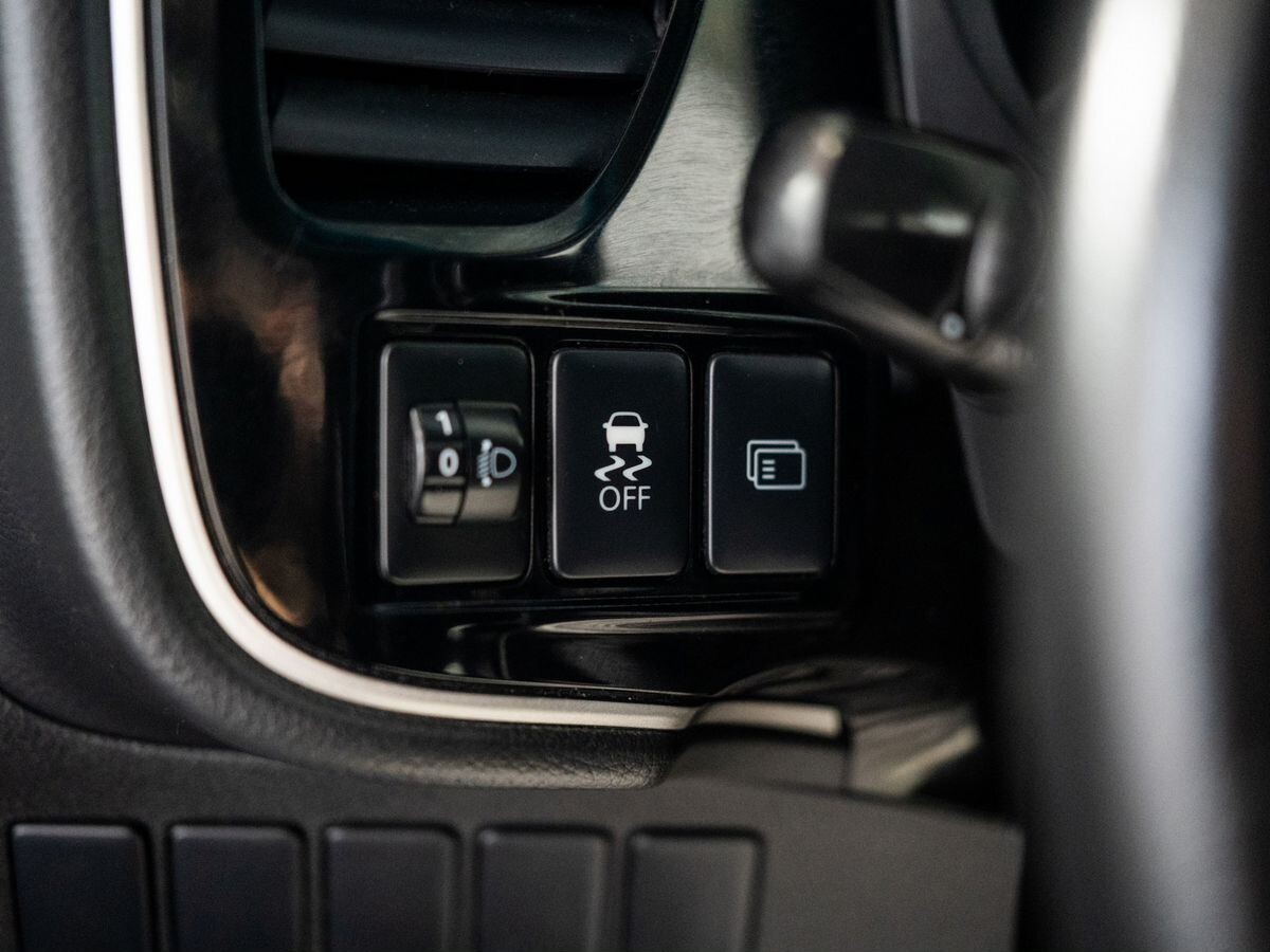 Mitsubishi Outlander 2012 - фото автомобиля