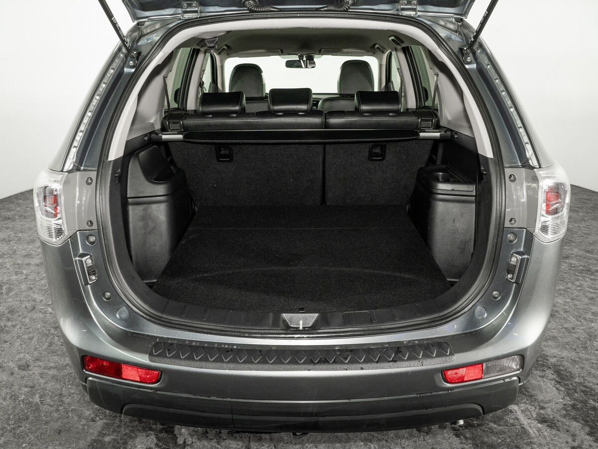 Mitsubishi Outlander 2012 - фото автомобиля