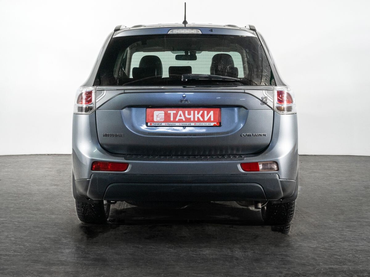 Mitsubishi Outlander 2012 - фото автомобиля