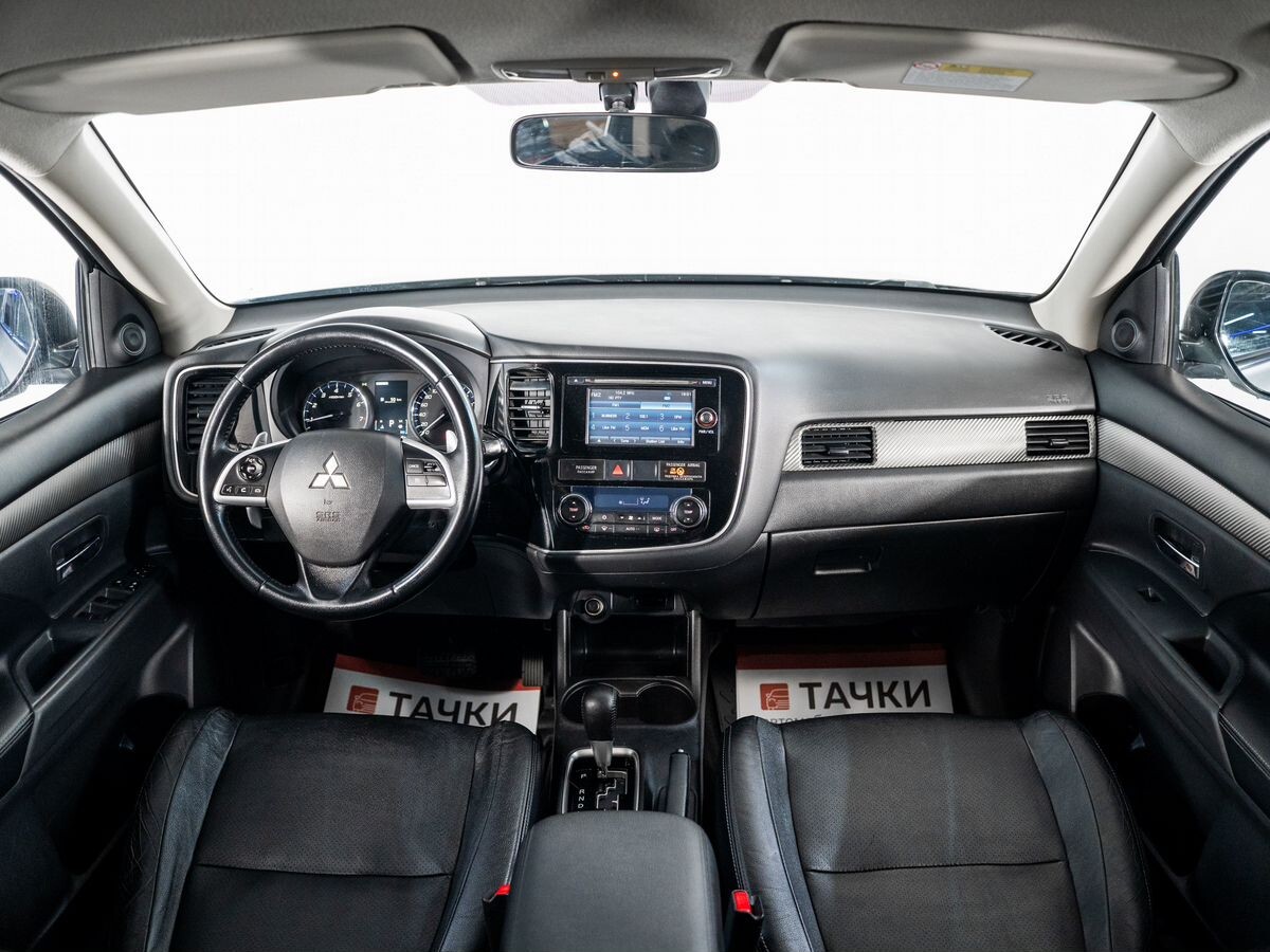 Mitsubishi Outlander 2012 - фото автомобиля