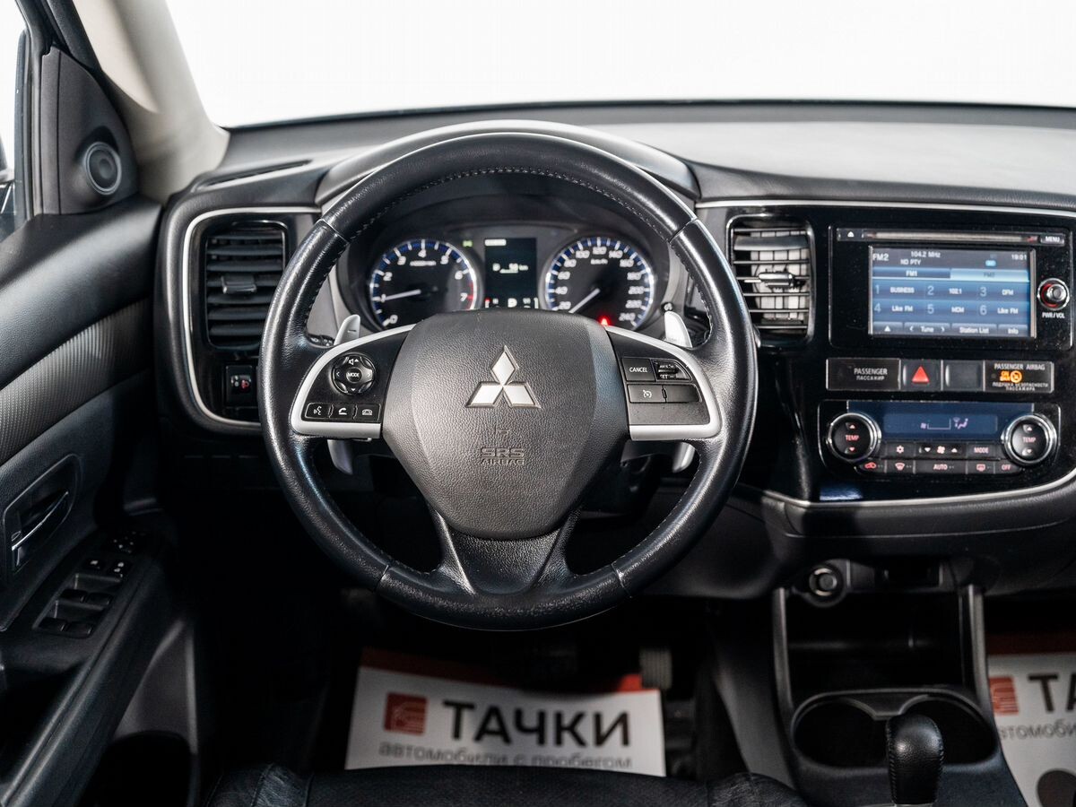 Mitsubishi Outlander 2012 - фото автомобиля
