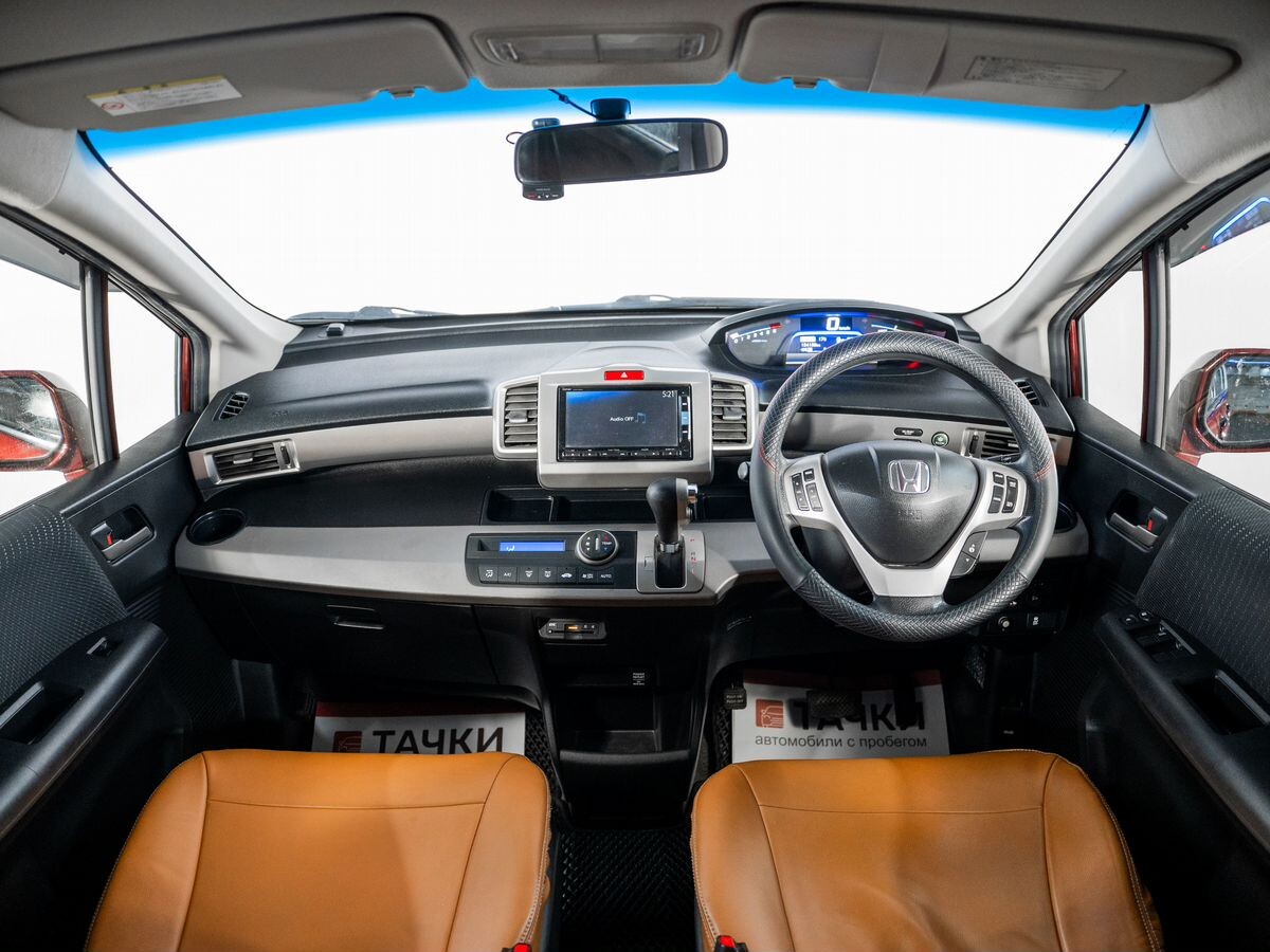 Honda Freed 2015 - фото автомобиля