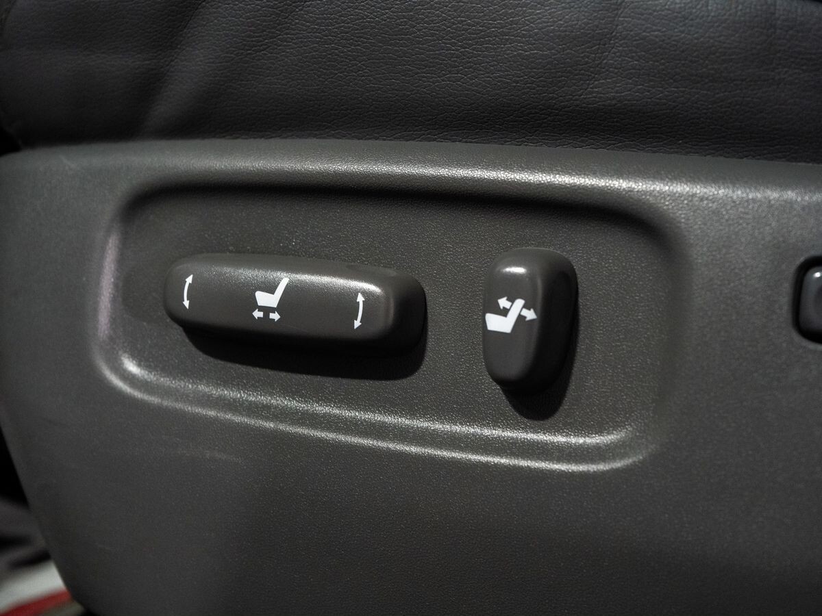 Toyota Land Cruiser 2008 - фото автомобиля