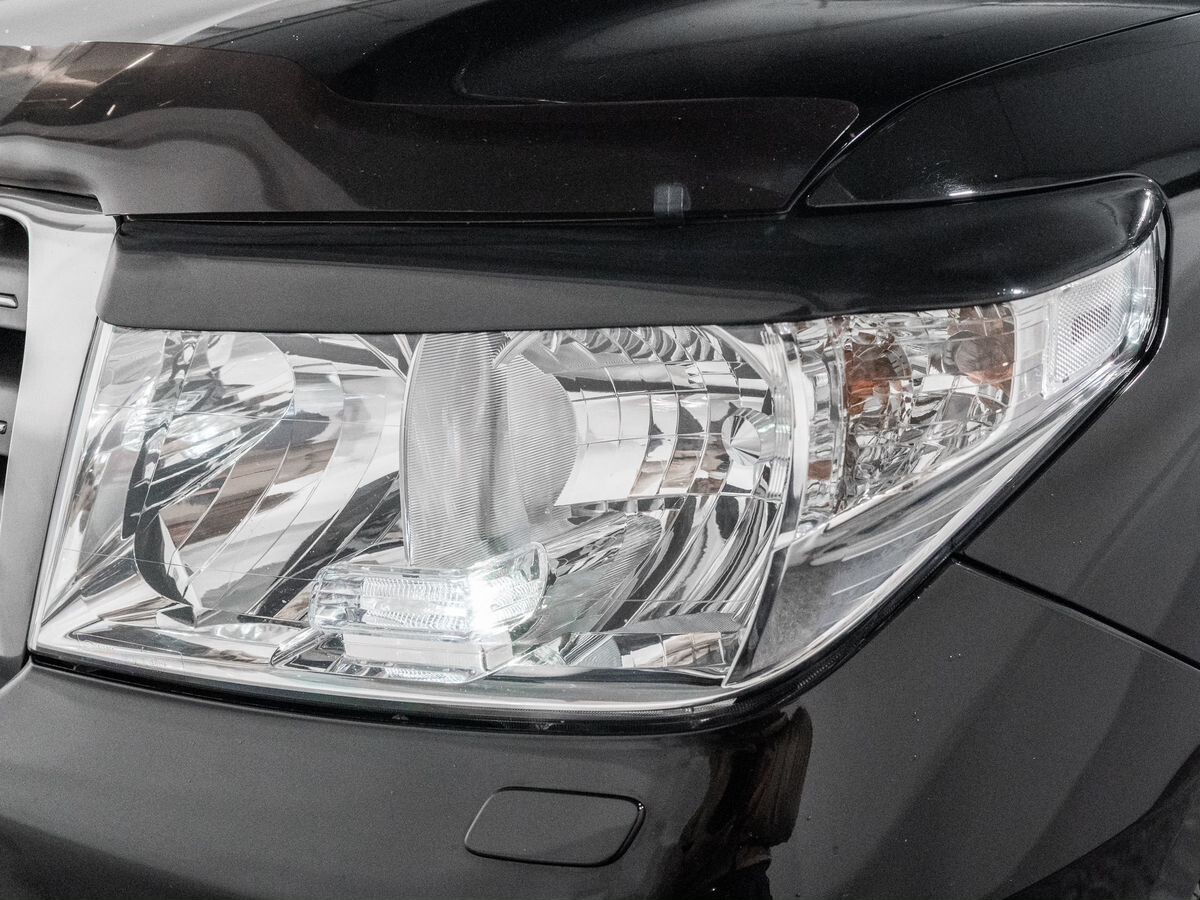 Toyota Land Cruiser 2008 - фото автомобиля