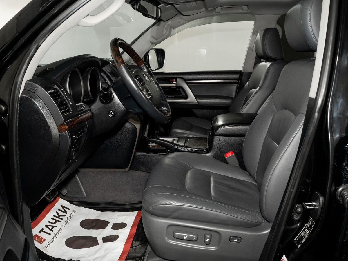 Toyota Land Cruiser 2008 - фото автомобиля