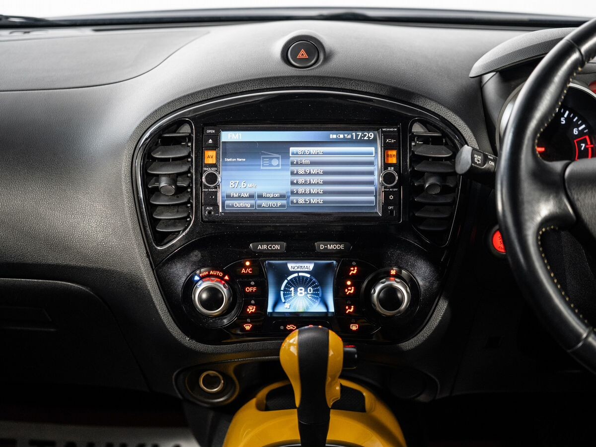 Nissan Juke 2015 - фото автомобиля