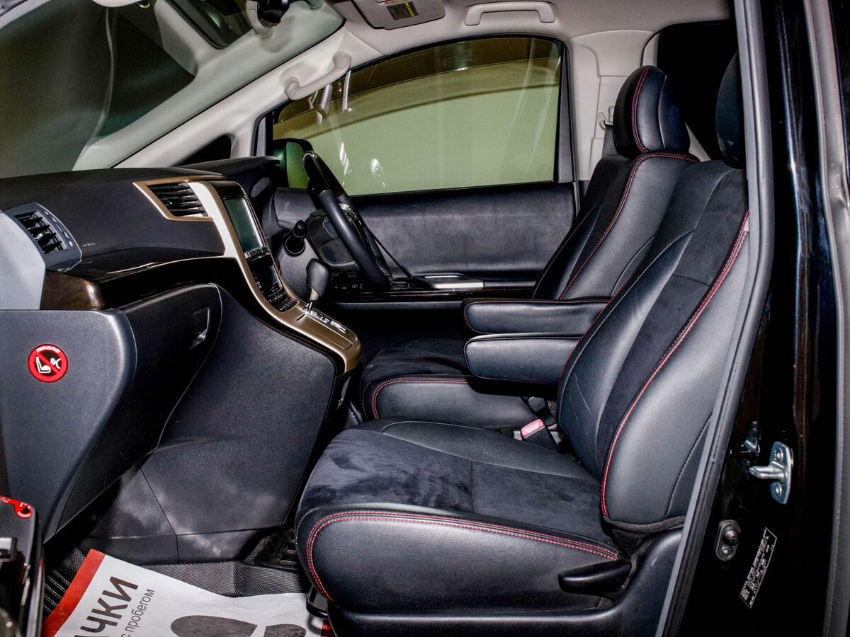Toyota Vellfire 2013 - фото автомобиля