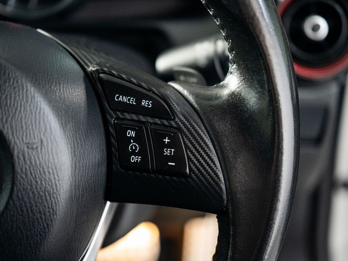 Mazda CX-3 2015 - фото автомобиля