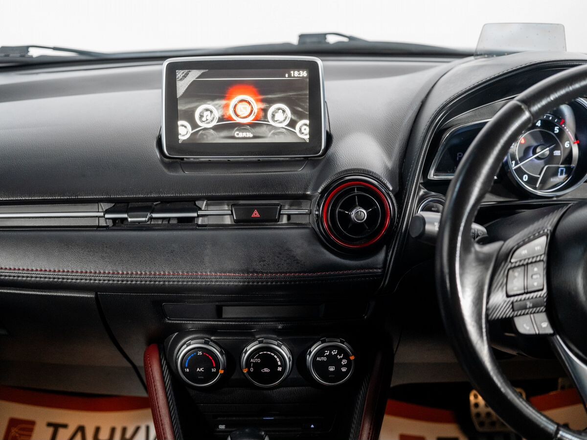 Mazda CX-3 2015 - фото автомобиля