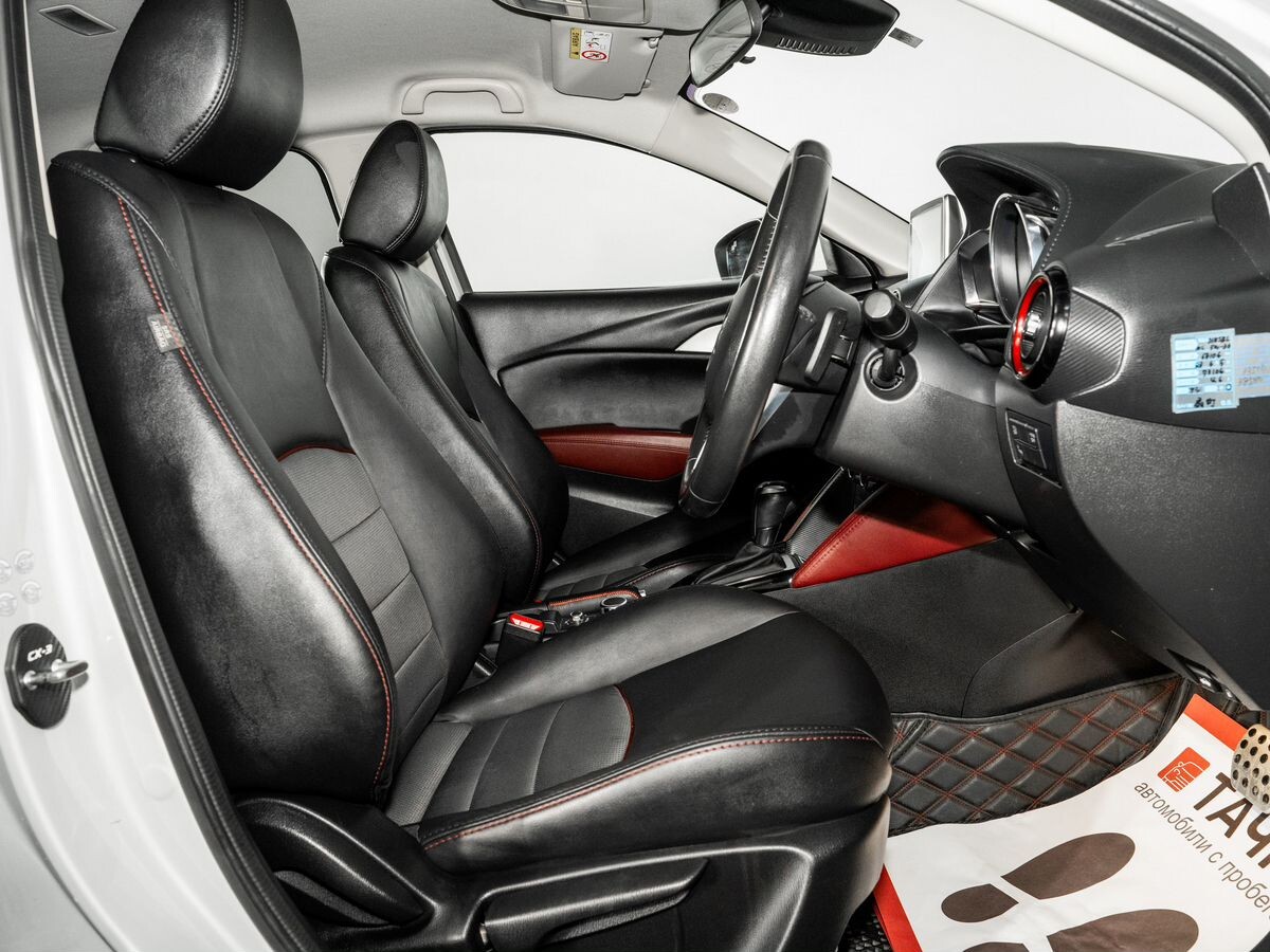 Mazda CX-3 2015 - фото автомобиля