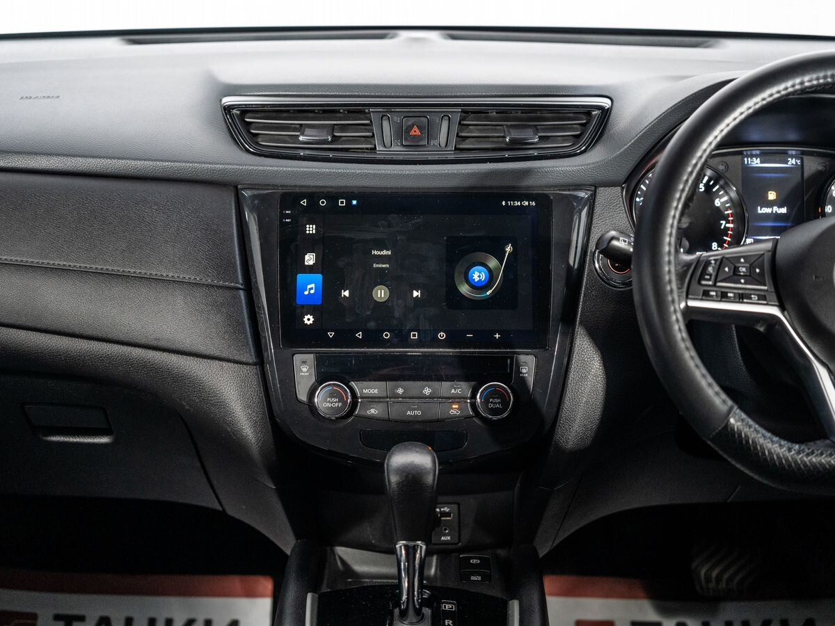 Nissan X-Trail 2017 - фото автомобиля