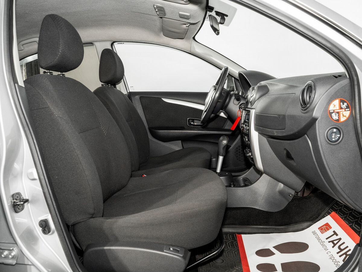Nissan Almera 2014 - фото автомобиля