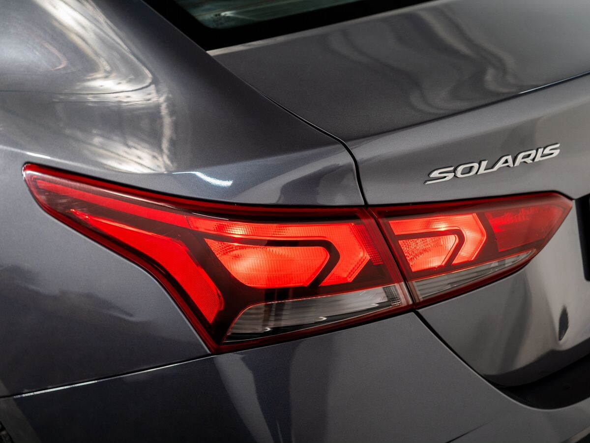 Hyundai Solaris 2021 - фото автомобиля