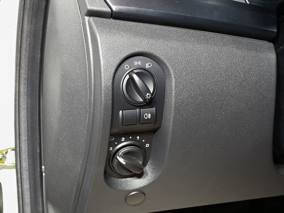 Lada (ВАЗ) Granta 2023 - фото автомобиля