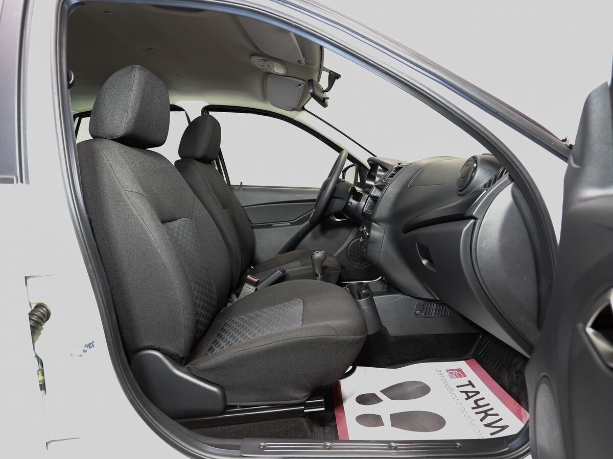 Lada (ВАЗ) Granta 2023 - фото автомобиля