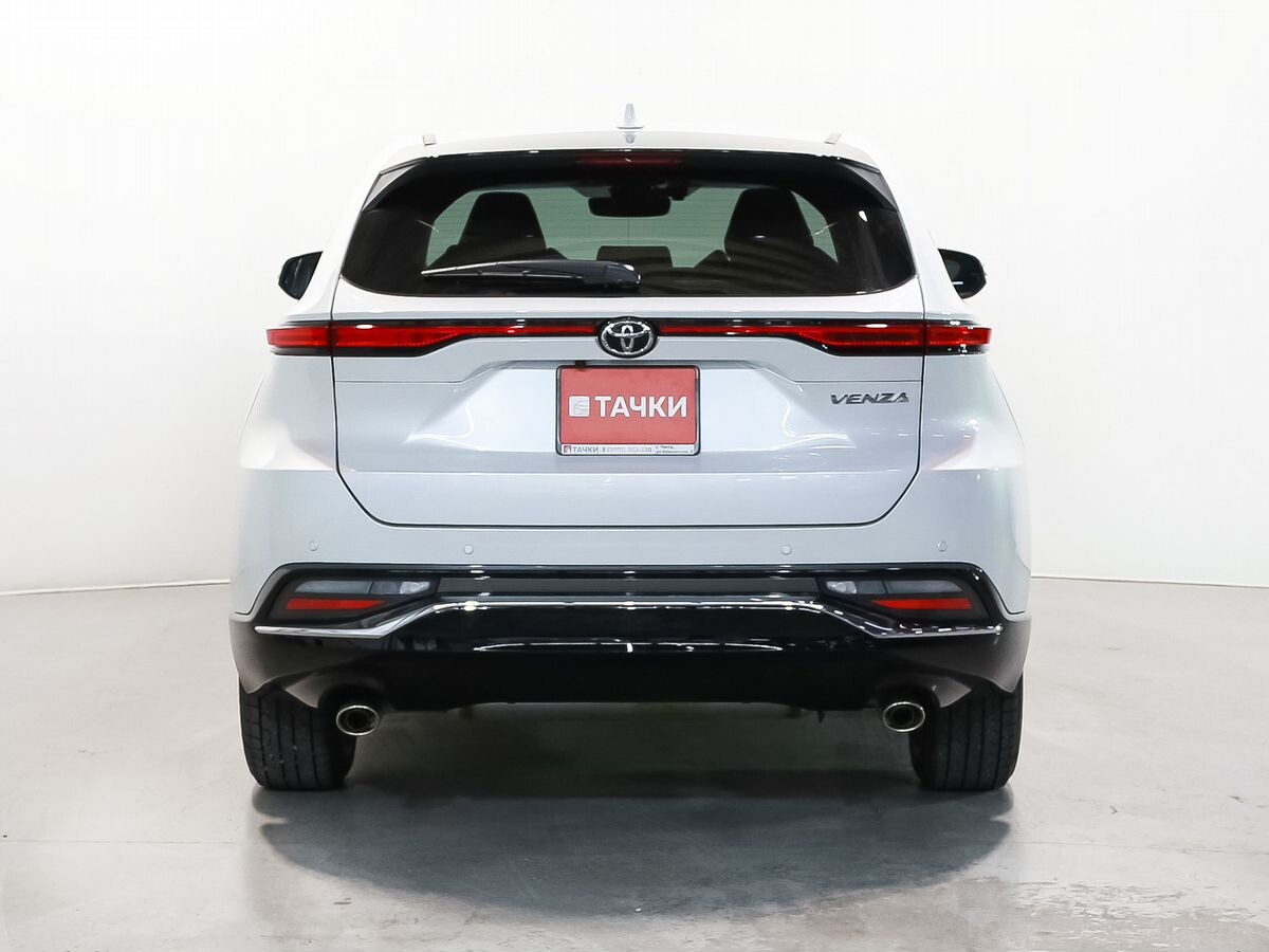 Toyota Venza 2023 - фото автомобиля