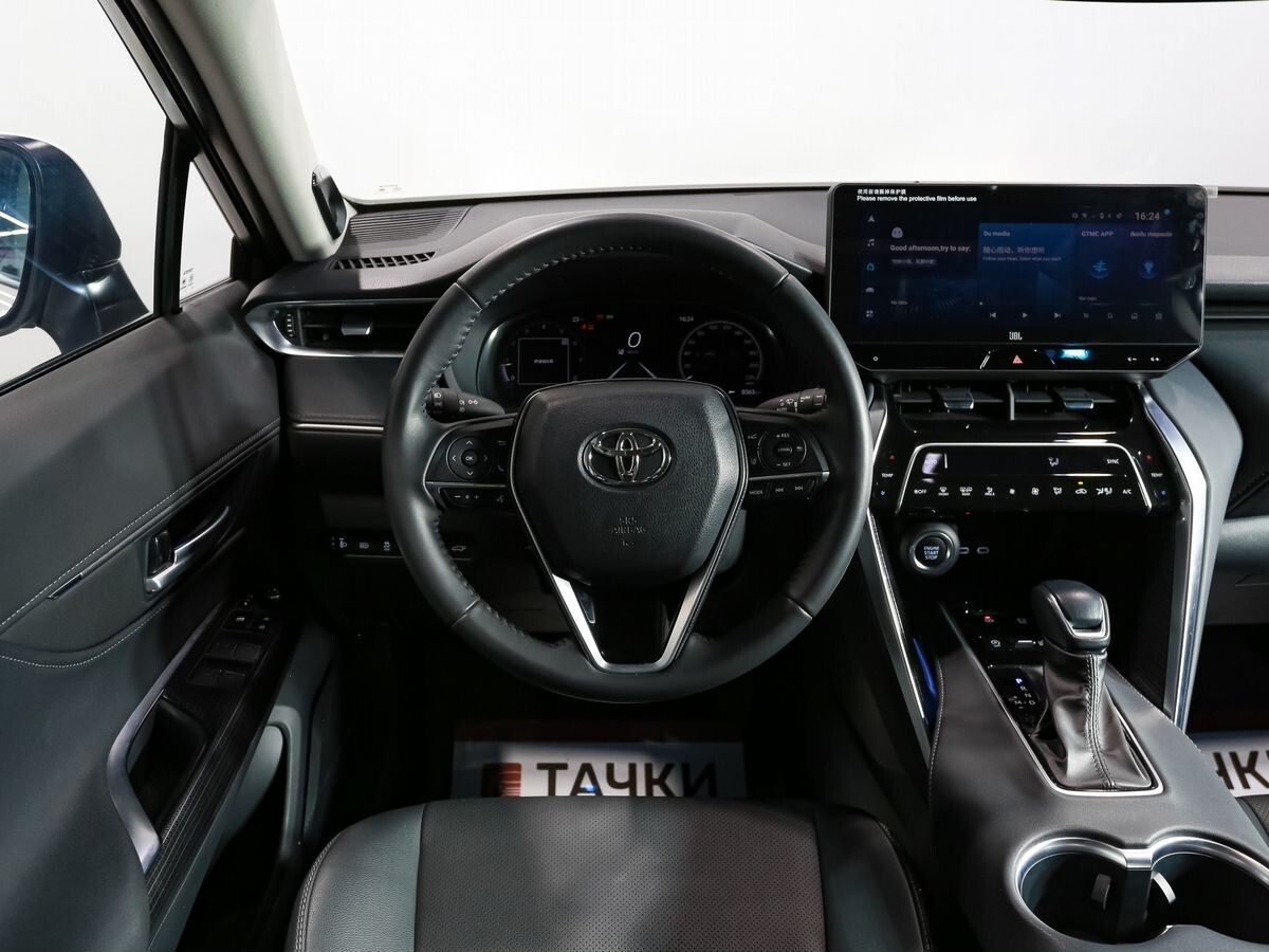 Toyota Venza 2023 - фото автомобиля